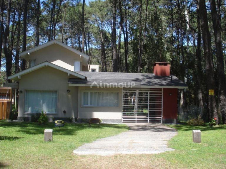 Casa en Alquiler Temporario en Pinamar, Buenos Aires Costa Atlantica