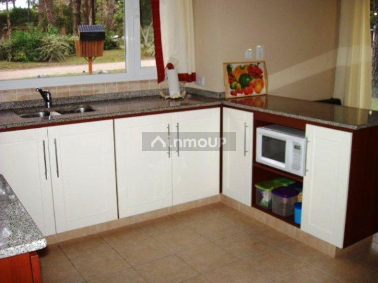 Casa en Alquiler Temporario en Pinamar, Buenos Aires Costa Atlantica