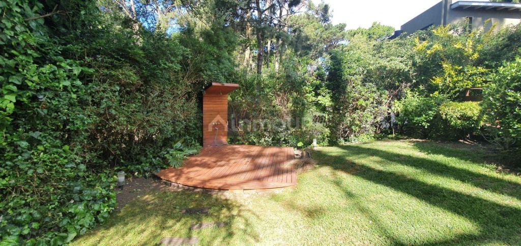 Casa en Alquiler Temporario en Pinamar, Buenos Aires Costa Atlantica
