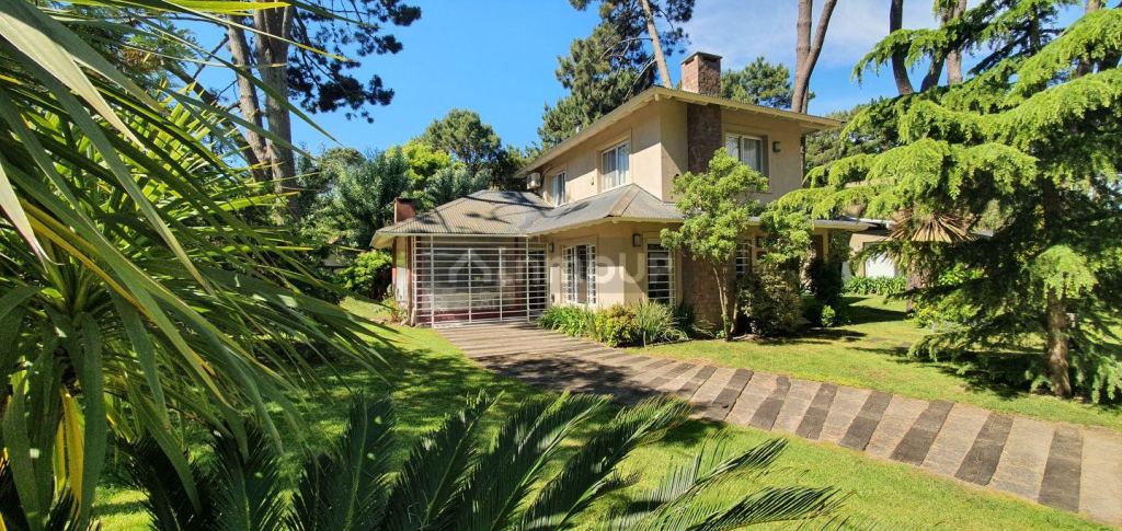 Casa en Alquiler Temporario en Pinamar, Buenos Aires Costa Atlantica