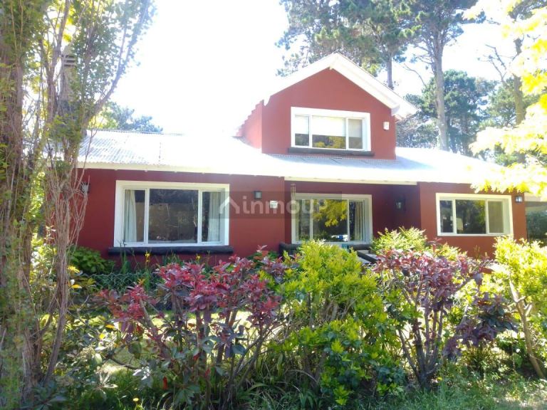 Casa en Alquiler Temporario en Pinamar, Buenos Aires Costa Atlantica