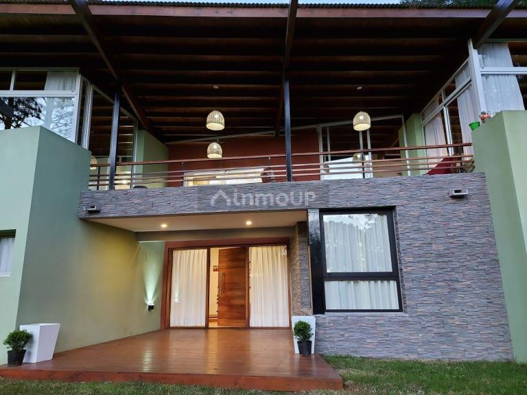 Casa en Alquiler Temporario en Pinamar, Buenos Aires Costa Atlantica