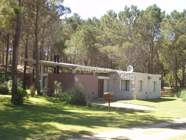 Casa en Alquiler Temporario en Pinamar, Buenos Aires Costa Atlantica
