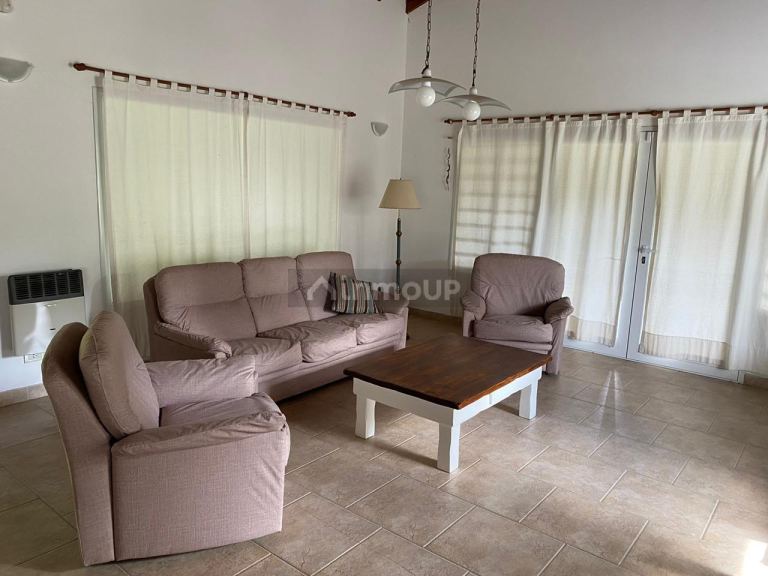 Casa en Alquiler Temporario en Pinamar, Buenos Aires Costa Atlantica