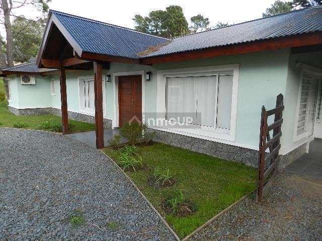 Casa en Alquiler Temporario en Pinamar, Buenos Aires Costa Atlantica