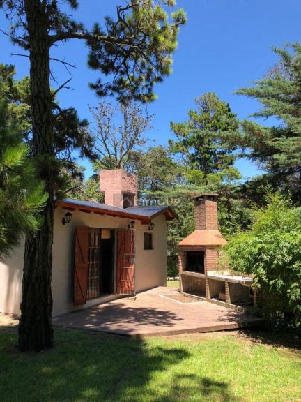 Casa en Alquiler Temporario en Pinamar, Buenos Aires Costa Atlantica