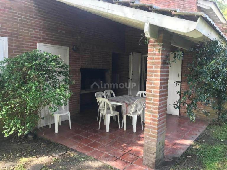 Casa en Venta en Pinamar, Buenos Aires Costa Atlantica