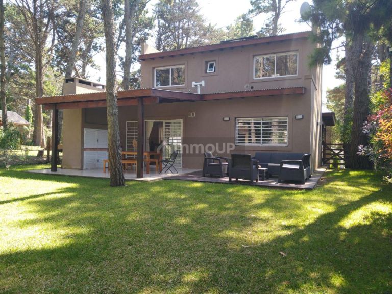 Casa en Alquiler Temporario en Pinamar, Buenos Aires Costa Atlantica