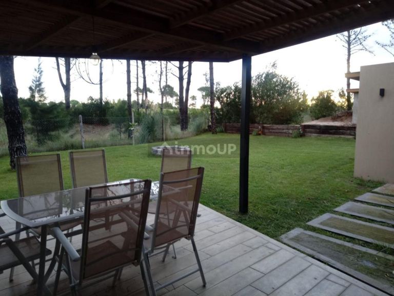 Casa en Alquiler Temporario en Pinamar, Buenos Aires Costa Atlantica