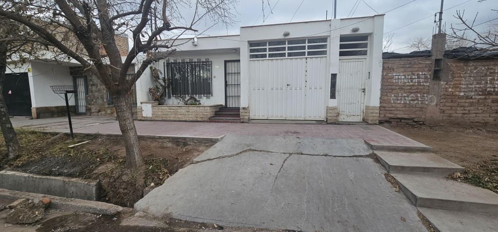 Casa en Alquiler en Guaymallen, Mendoza