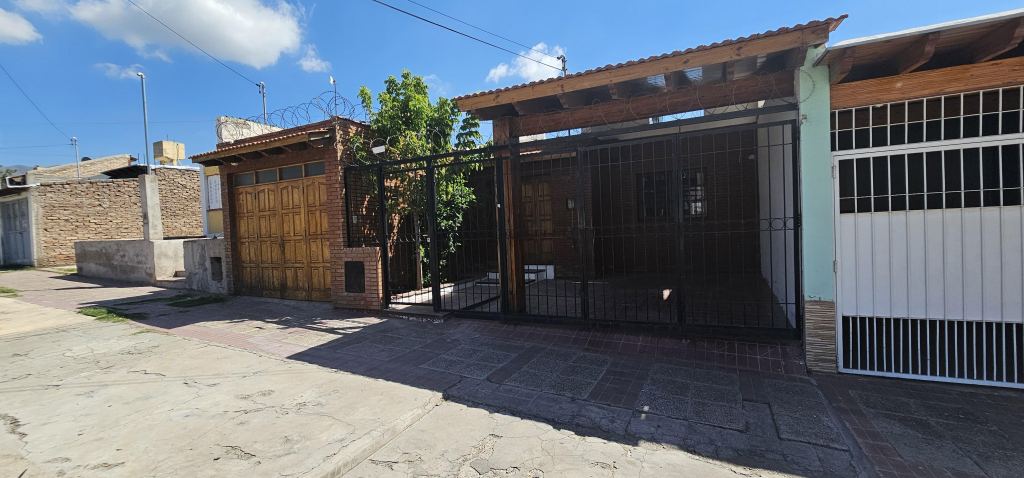 Casa en Alquiler en Las Heras, Mendoza