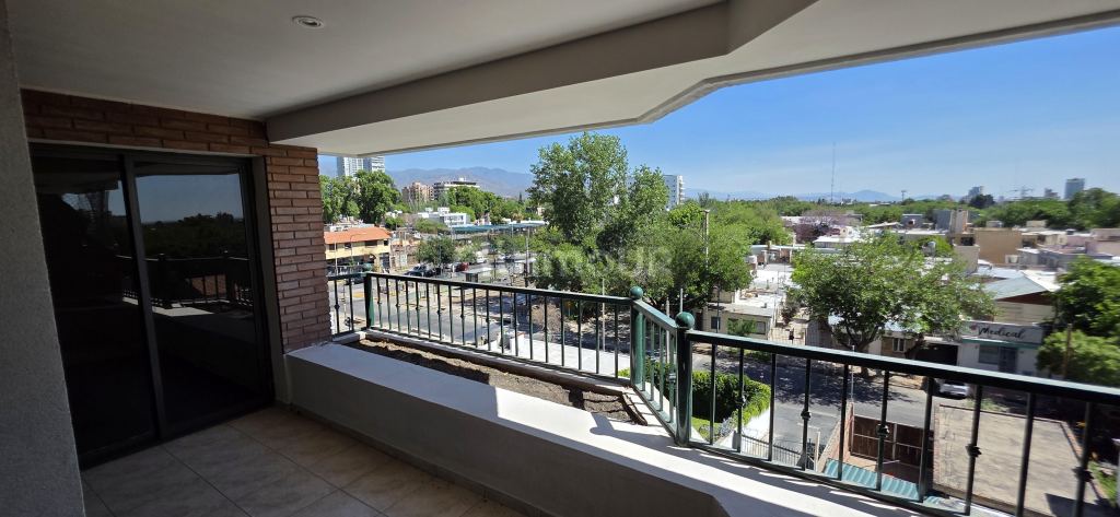 Departamento en Alquiler en Godoy Cruz, Mendoza