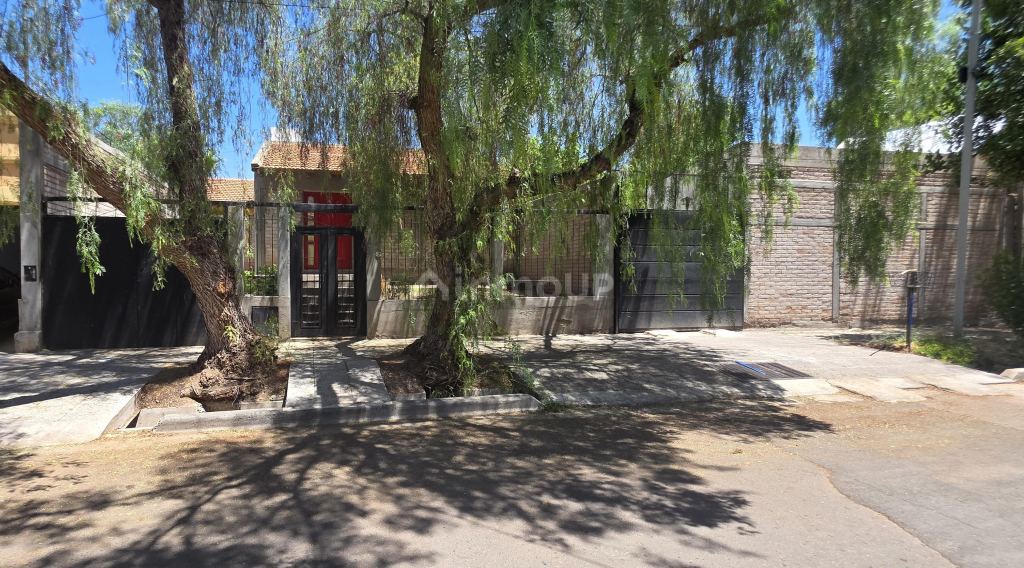 Casa en Alquiler en Capital, Mendoza
