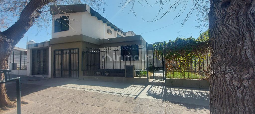 Casa en Alquiler en Godoy Cruz, Mendoza