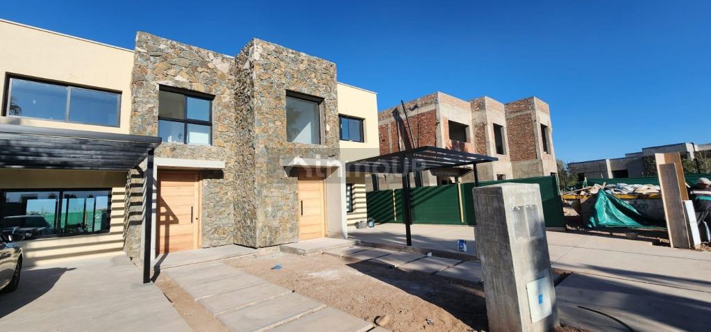 Duplex en Venta en Maipu, Mendoza