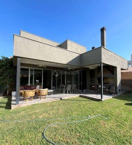 Casa en Venta en Las Heras, Mendoza