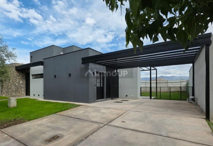 Casa en Venta en Maipu, Mendoza