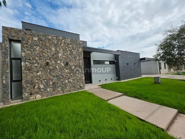 Casa en Venta en Maipu, Mendoza
