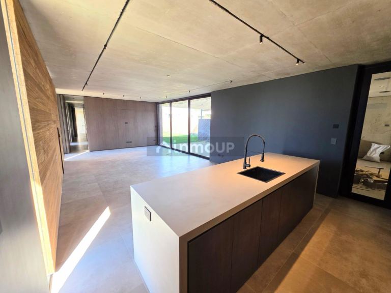 Casa en Venta en Lujan de Cuyo, Mendoza - USD 380.000 | Inmoup - 8