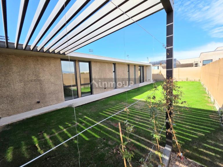 Casa en Venta en Lujan de Cuyo, Mendoza - USD 380.000 | Inmoup - 28