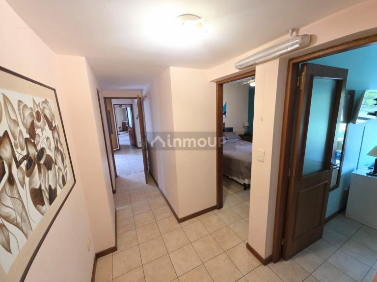 Casa en Venta en Guaymallen, Mendoza - USD 300.000 | Inmoup - 14