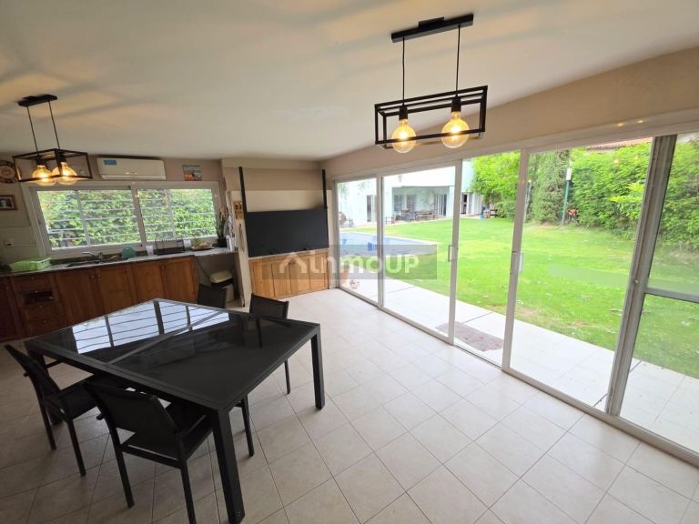 Casa en Venta en Guaymallen, Mendoza - USD 300.000 | Inmoup - 26
