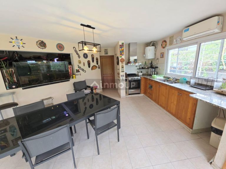 Casa en Venta en Guaymallen, Mendoza - USD 300.000 | Inmoup - 27
