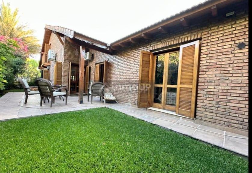 Casa en Venta en Capital, Mendoza