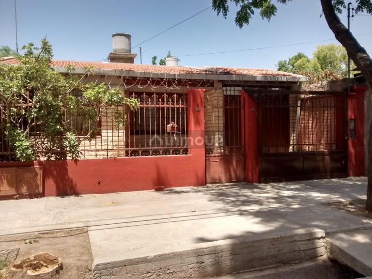 Casa en Alquiler en Godoy Cruz, Mendoza
