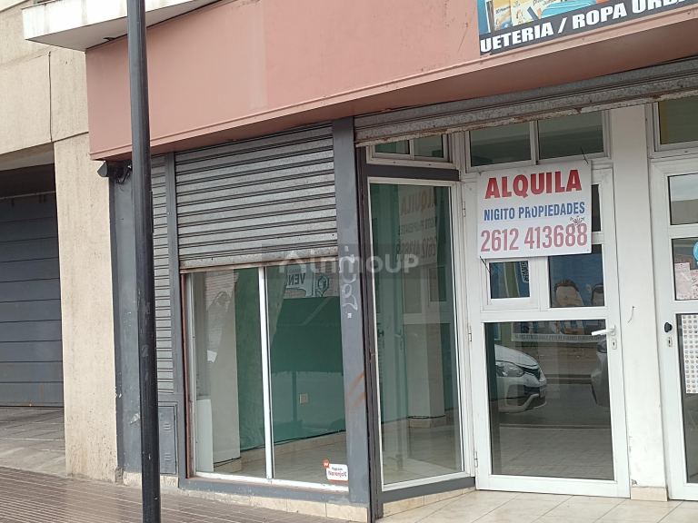 Local Comercial en Alquiler en Godoy Cruz, Mendoza - $ 800.000 | Inmoup - 13