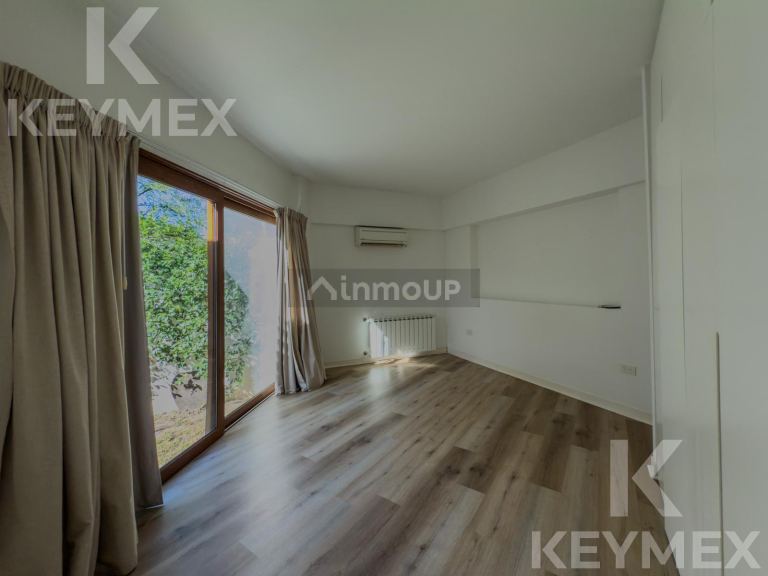 Casa en Venta en La Plata, G.B.A. Zona Sur
