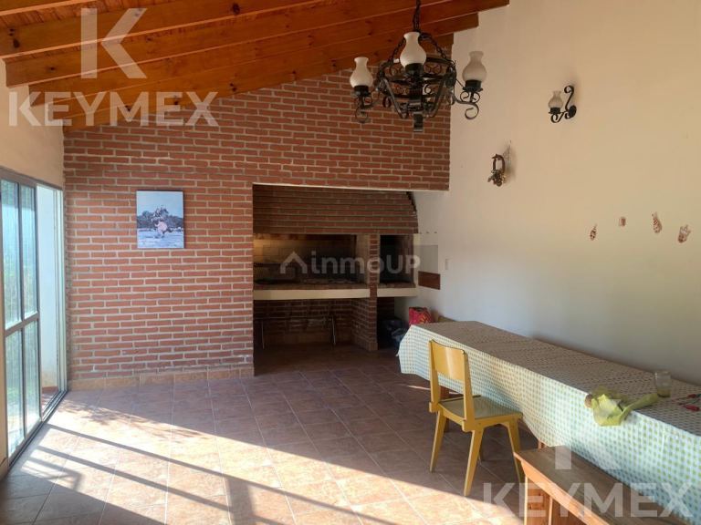 Casa en Venta en Ensenada, G.B.A. Zona Sur