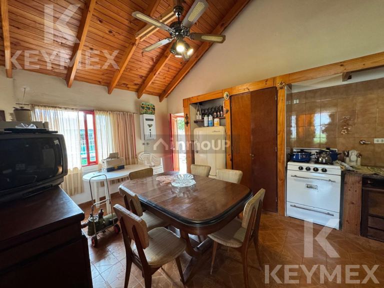 Casa en Venta en Ensenada, G.B.A. Zona Sur