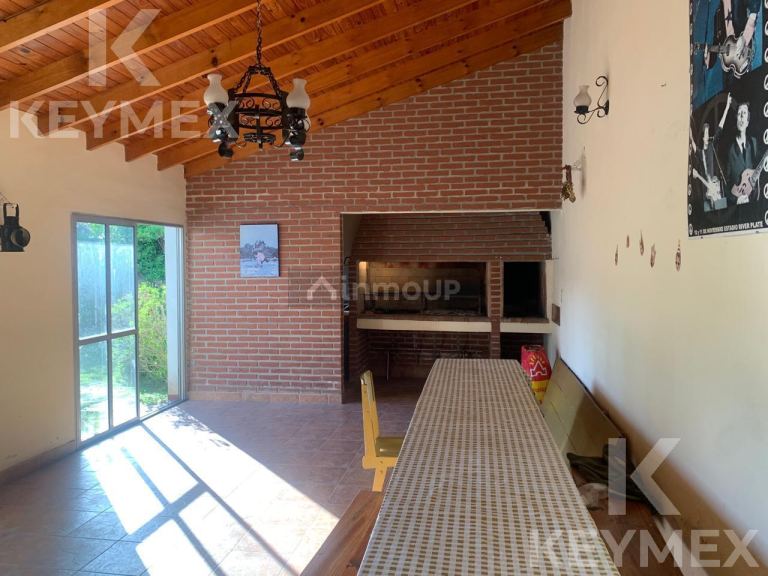 Casa en Venta en Ensenada, G.B.A. Zona Sur