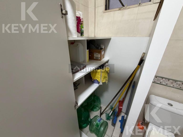 Oficina en Venta en La Plata, G.B.A. Zona Sur