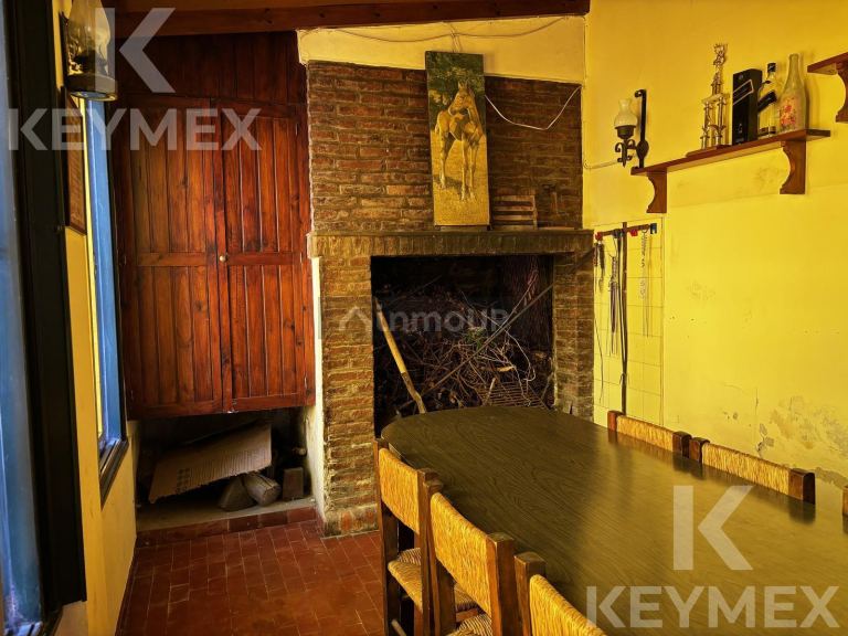 Casa en Venta en Azul, Buenos Aires Interior