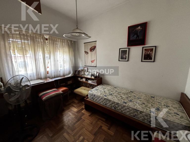 Casa en Venta en Azul, Buenos Aires Interior