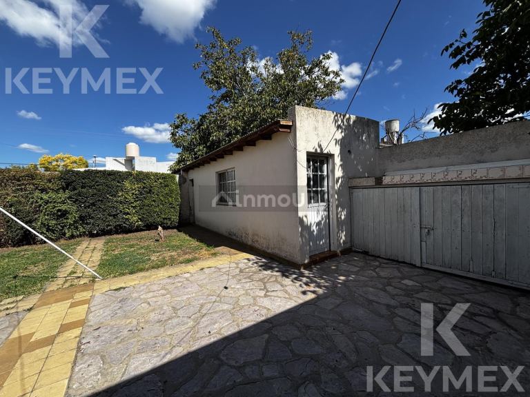 Casa en Venta en Azul, Buenos Aires Interior