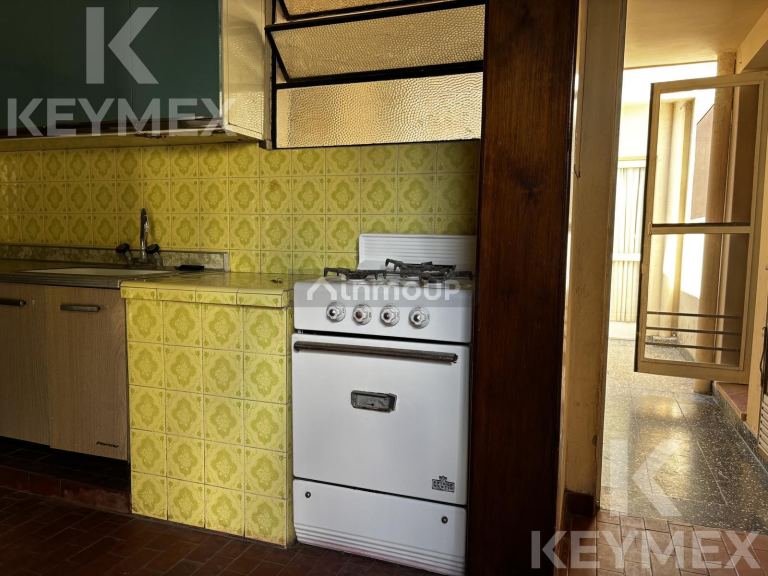 Casa en Venta en Azul, Buenos Aires Interior