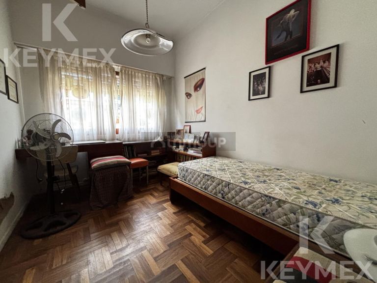 Casa en Venta en Azul, Buenos Aires Interior