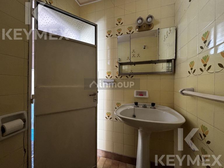 Casa en Venta en Azul, Buenos Aires Interior