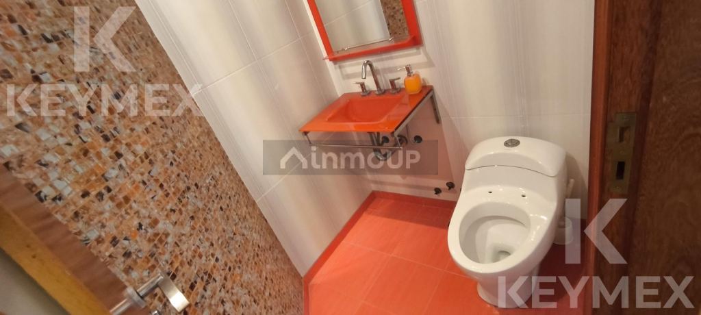 Casa en Venta en Ensenada, G.B.A. Zona Sur