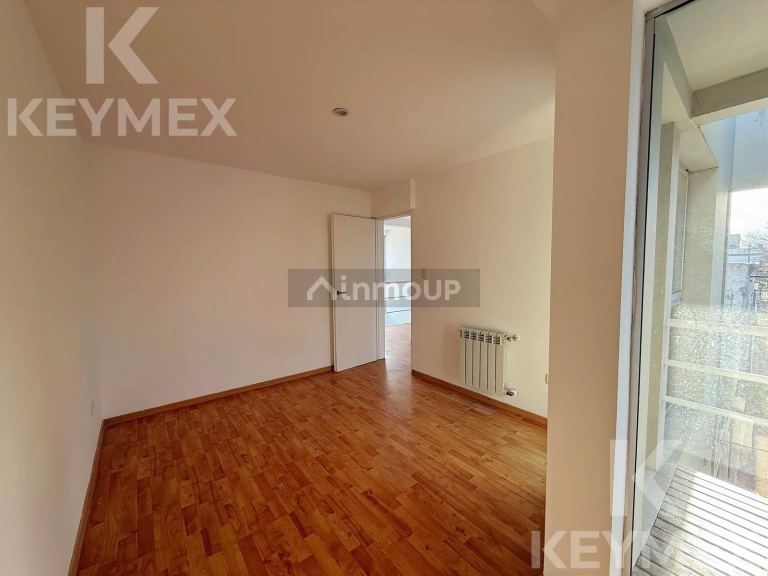 P H en Venta en La Plata, G.B.A. Zona Sur