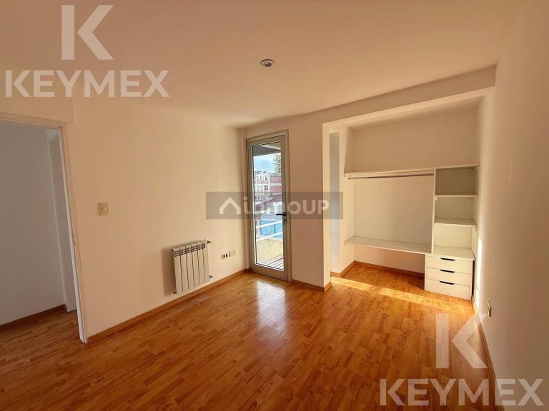 P H en Venta en La Plata, G.B.A. Zona Sur