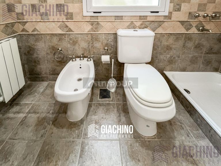 Casa en Venta en La Plata, G.B.A. Zona Sur