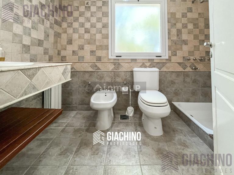 Casa en Venta en La Plata, G.B.A. Zona Sur