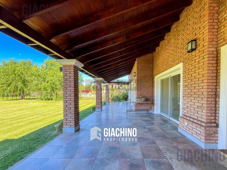 Casa en Venta en La Plata, G.B.A. Zona Sur