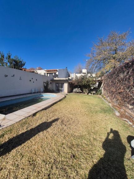 Casa en Alquiler en Capital, Mendoza
