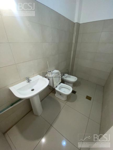 Local Comercial en Alquiler en Rivadavia, San Juan