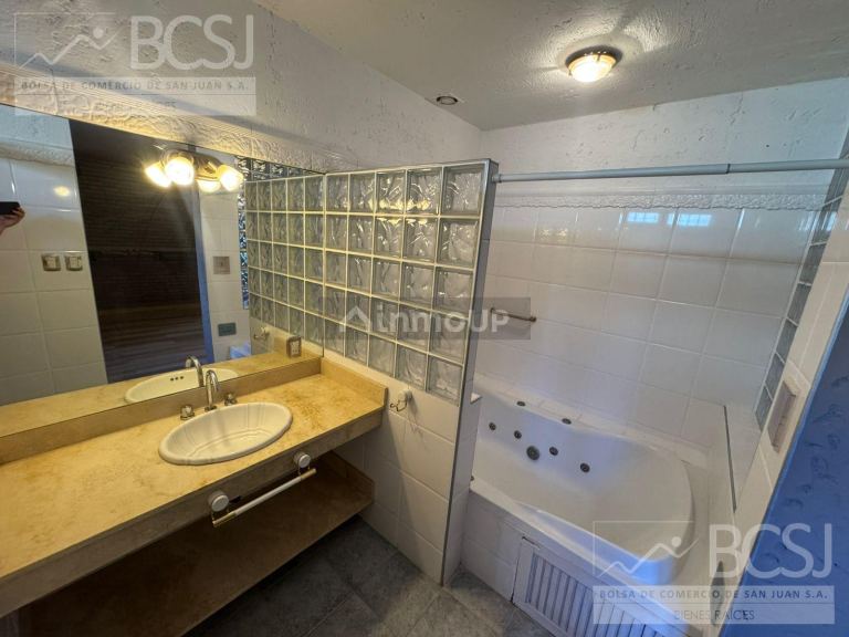 Casa en Venta en Santa Lucia, San Juan